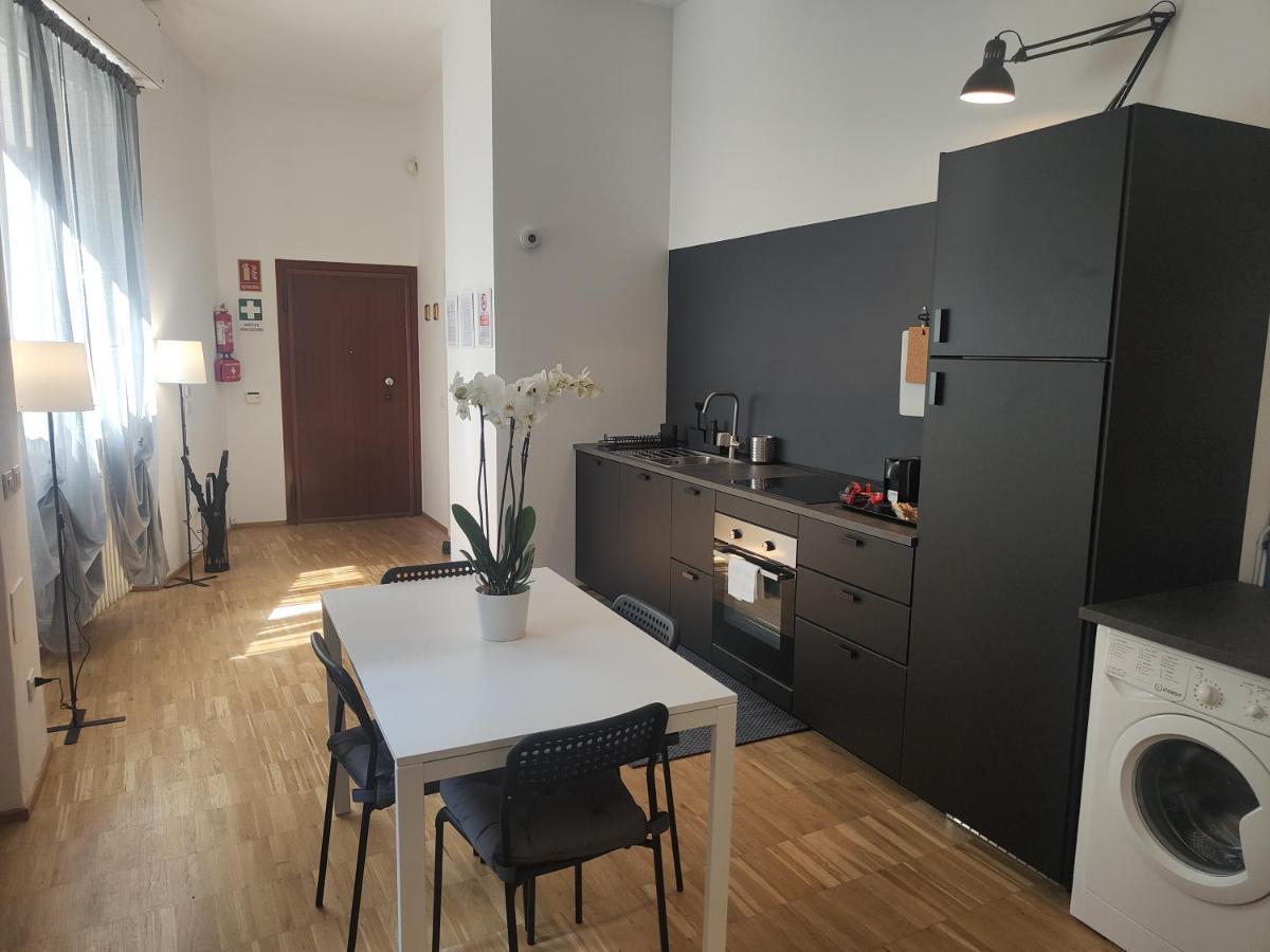 Short Rent Milan Porta Romana Exterior photo